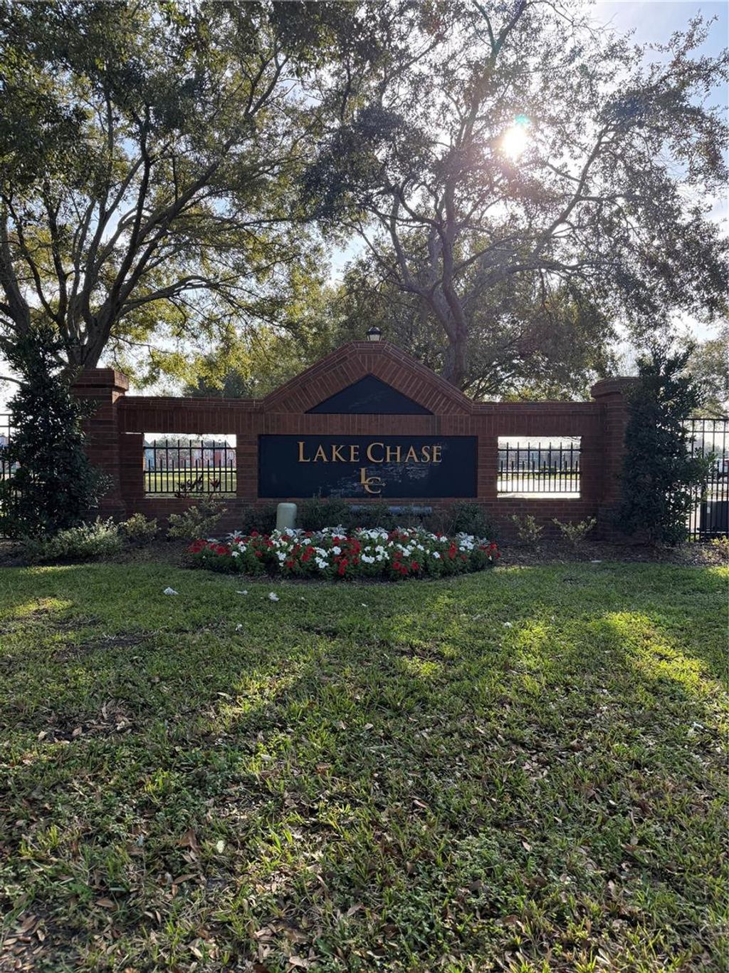 Photo of 9818 Lake Chase Island Way #9818, Tampa, FL 33626 (MLS # TB8464326)