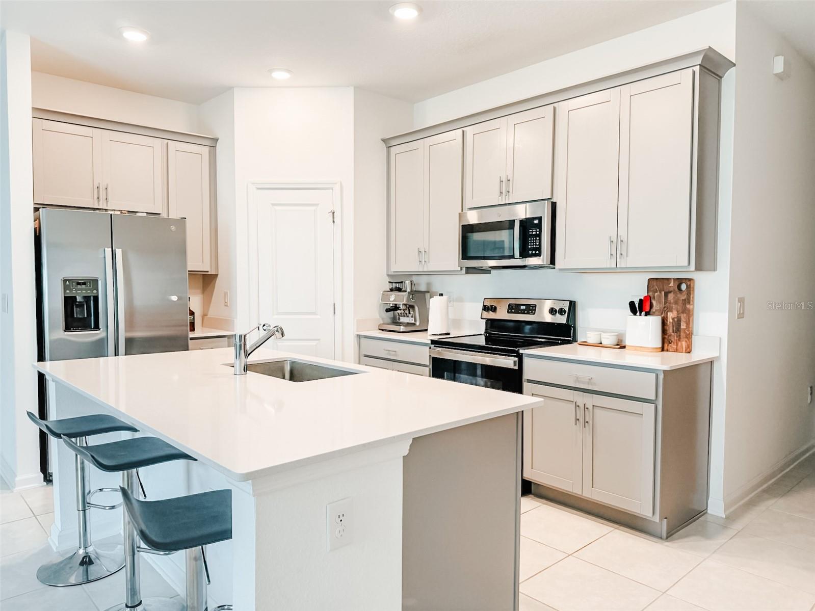 TRINITY LAKES PH 1 & 2 - Residential