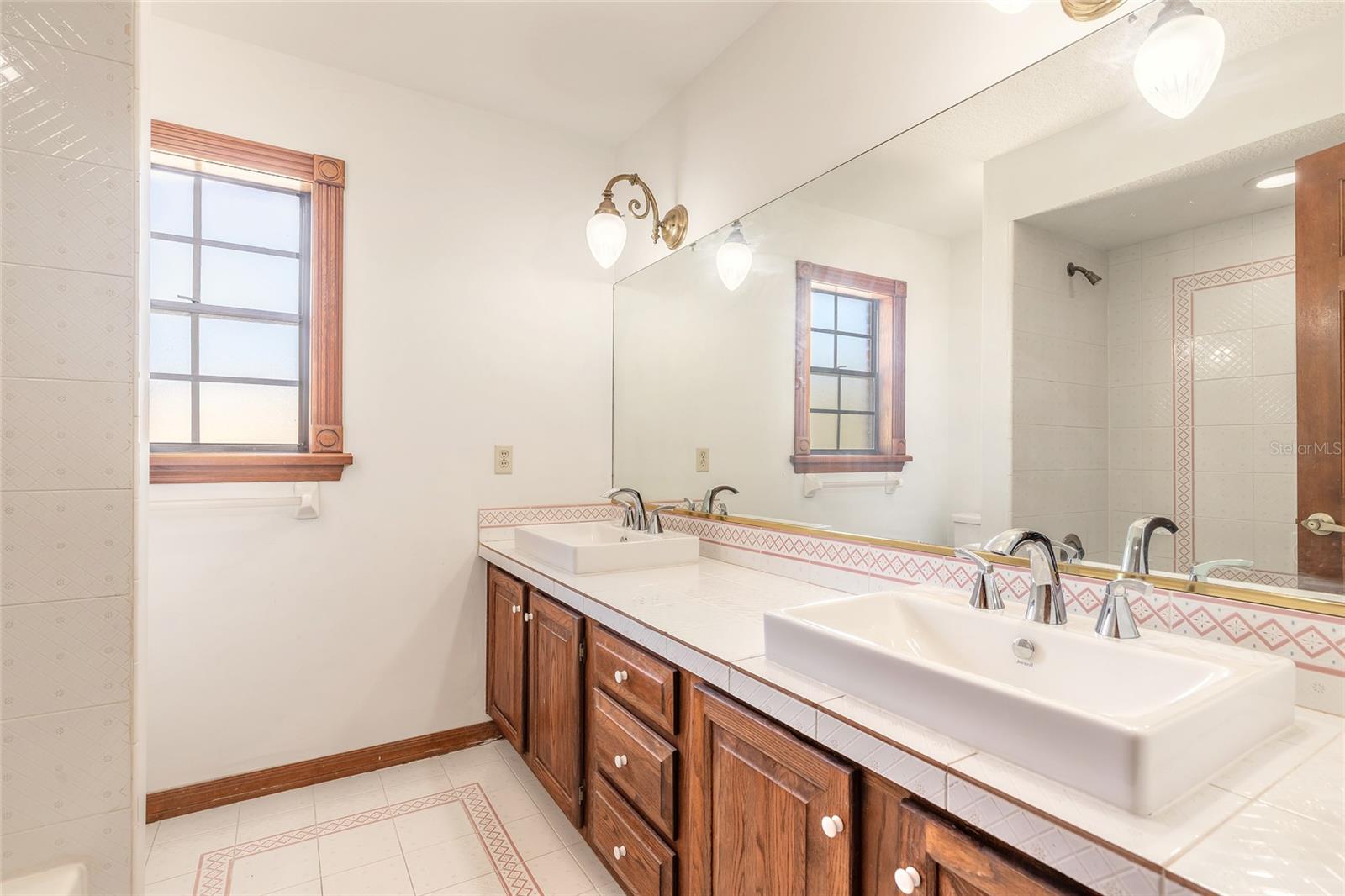 TUSCAWILLA - Residential