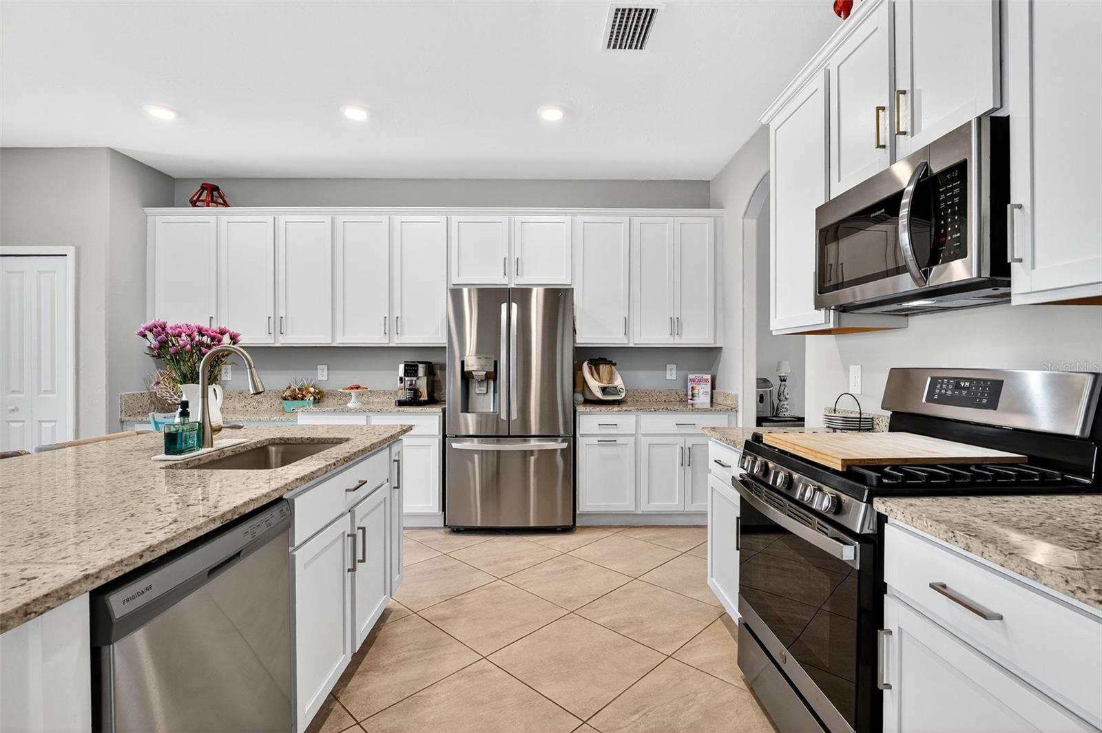 LORRAINE LAKES PH IIA - Residential