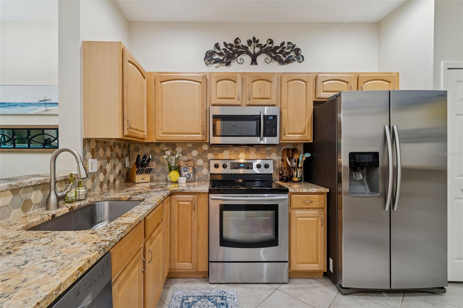 KAPOK GRAND - Residential