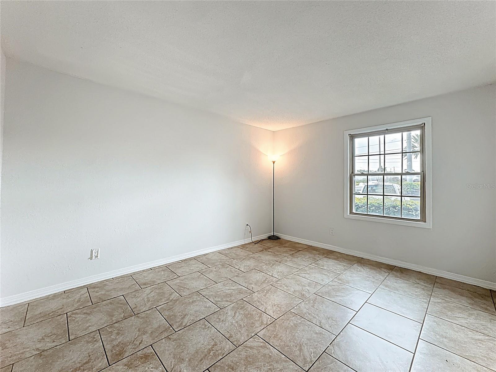 LAKE HOWELL ARMS CONDO - Residential