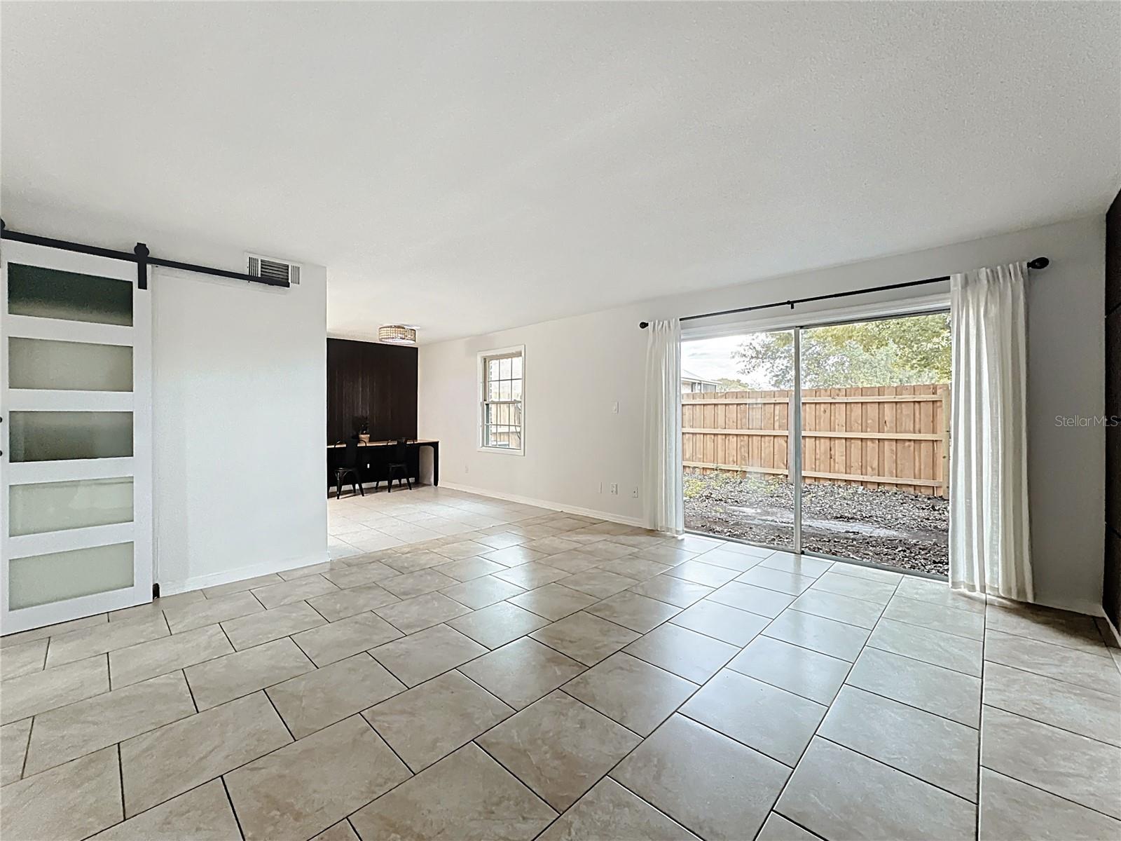 LAKE HOWELL ARMS CONDO - Residential