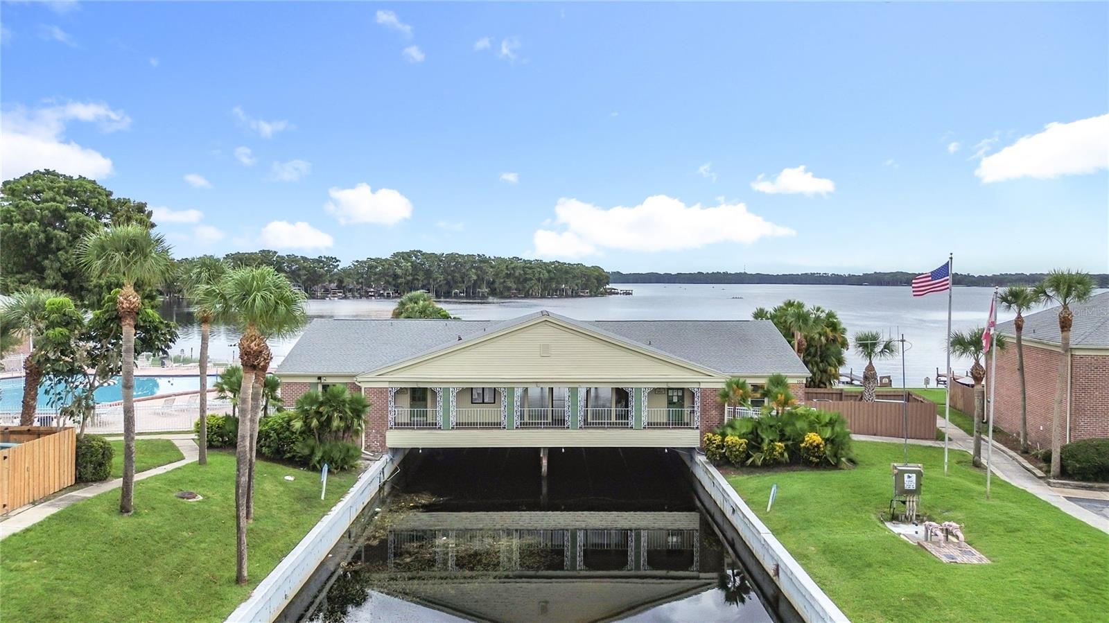 LAKE HOWELL ARMS CONDO - Residential