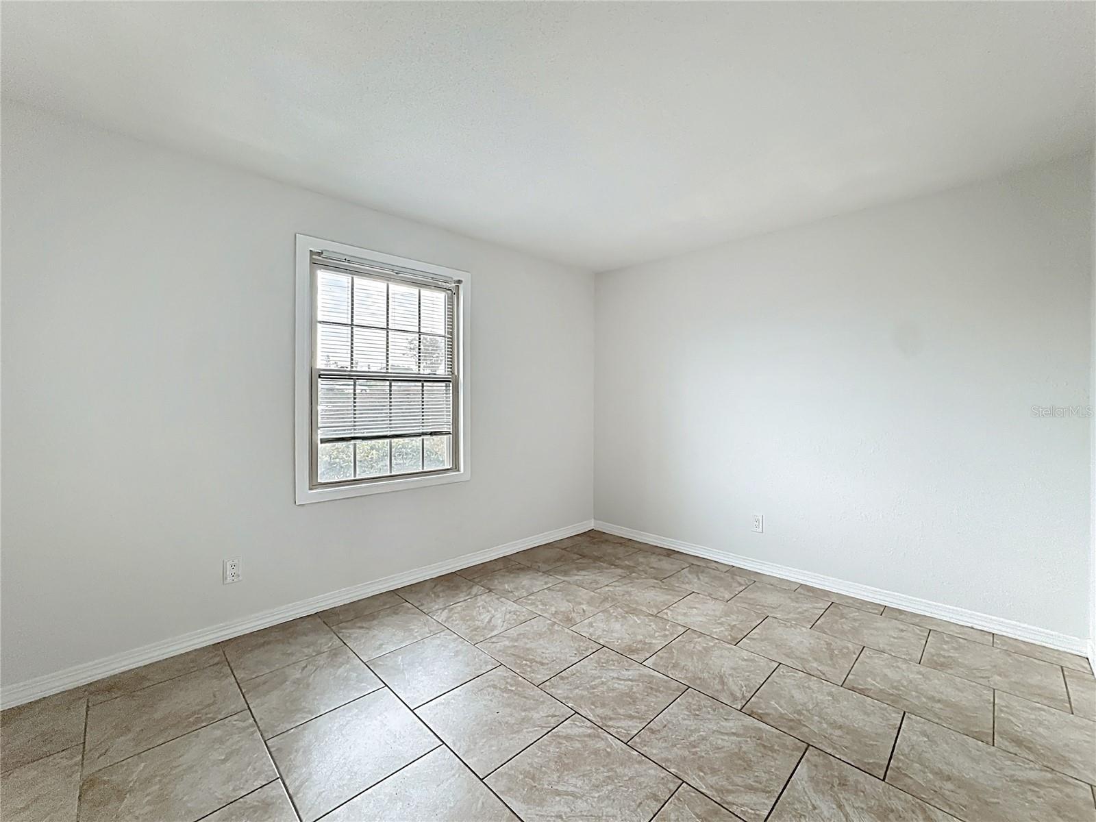 LAKE HOWELL ARMS CONDO - Residential