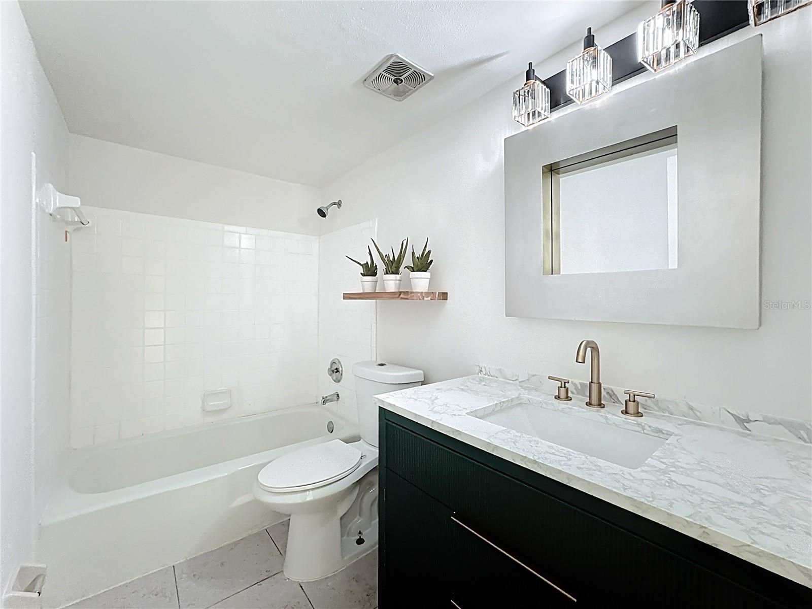 LAKE HOWELL ARMS CONDO - Residential