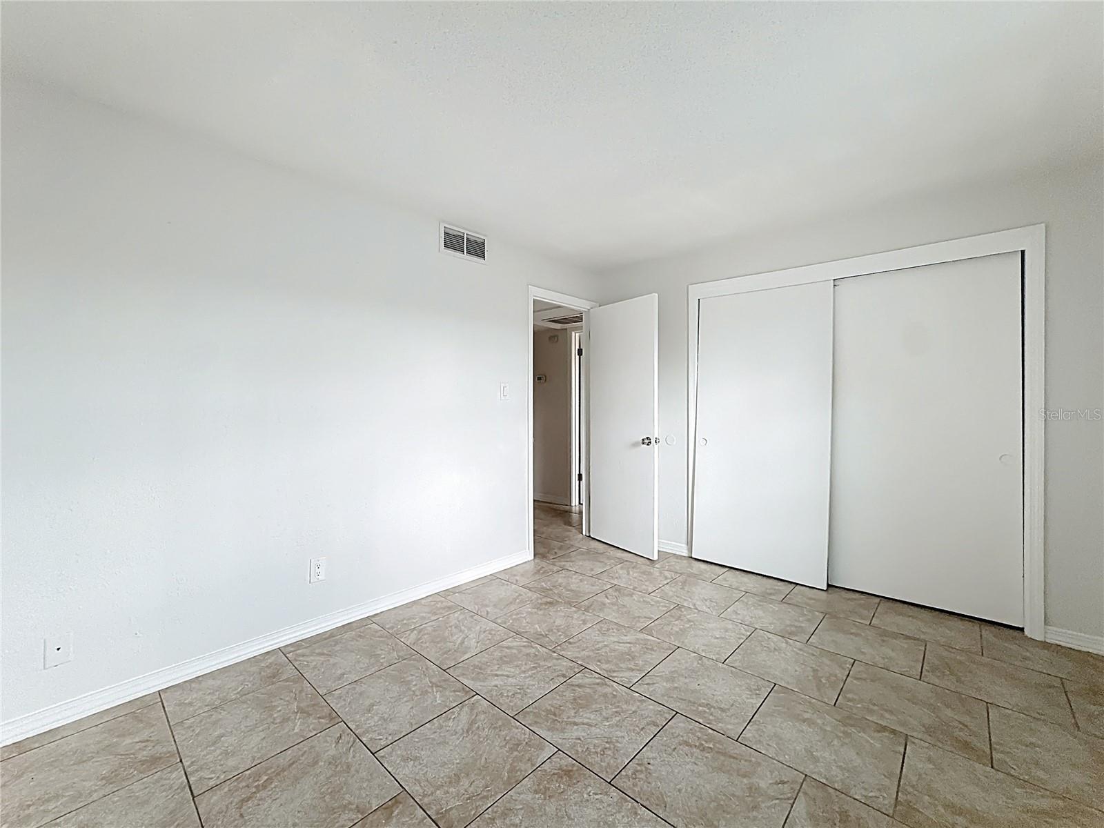 LAKE HOWELL ARMS CONDO - Residential