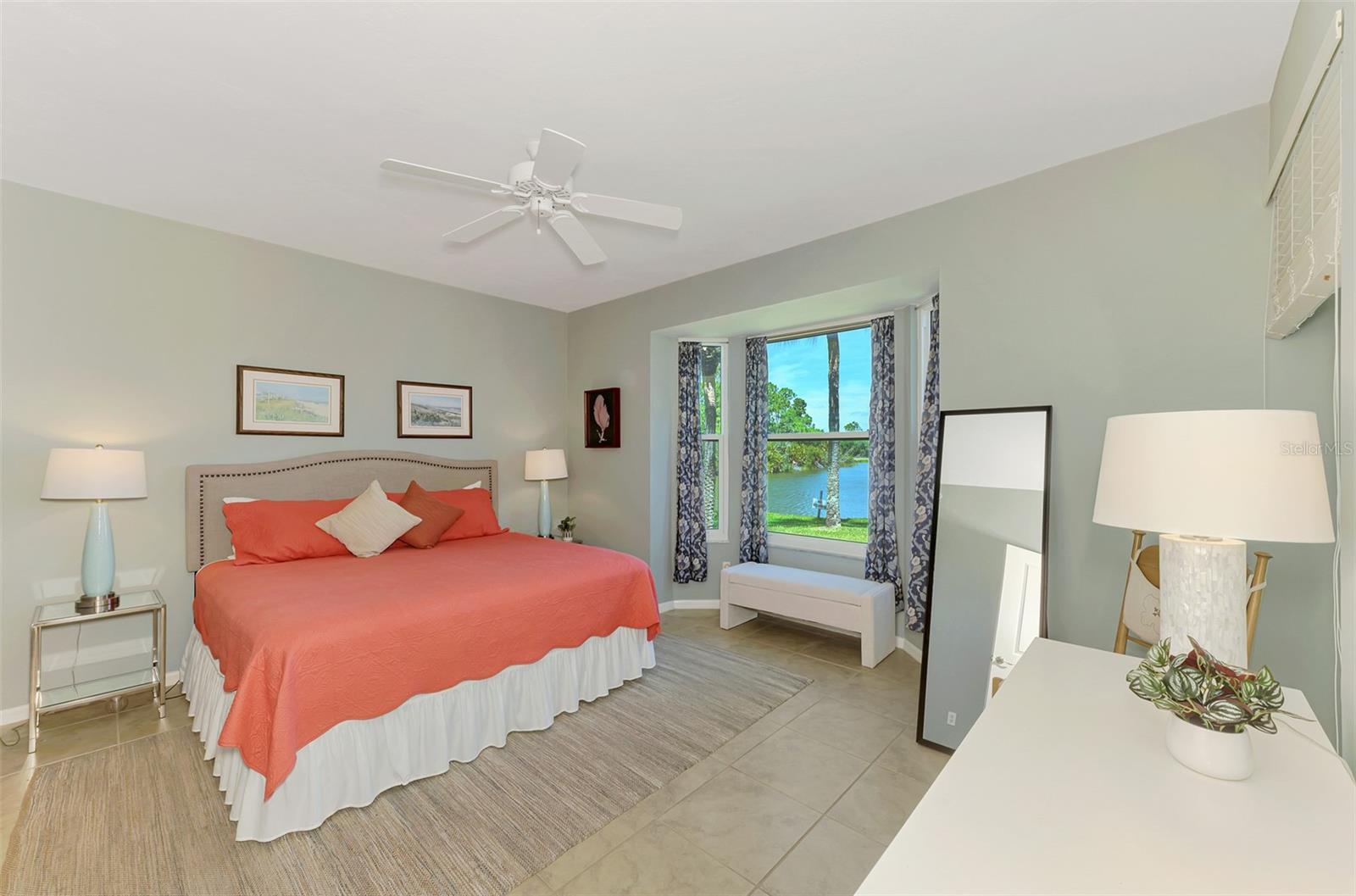 STONEYBROOK VERANDAS 1 - Residential