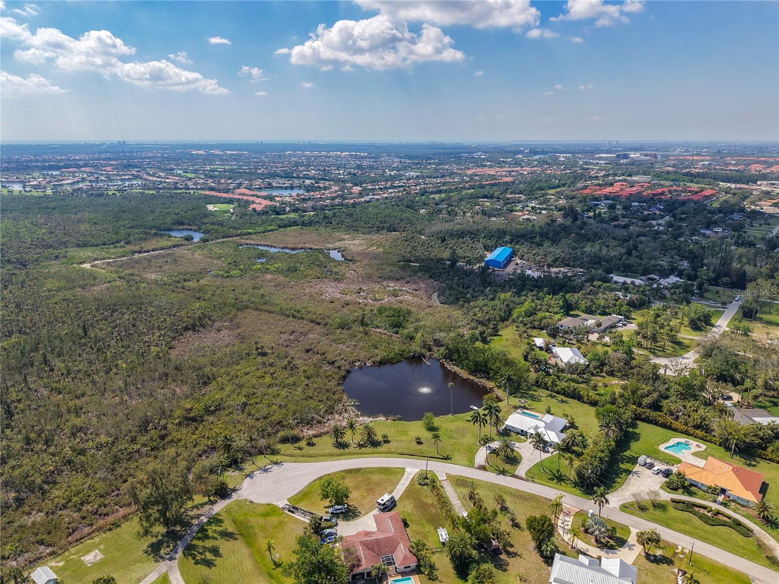 HERITAGE FARMS UNREC - Residential