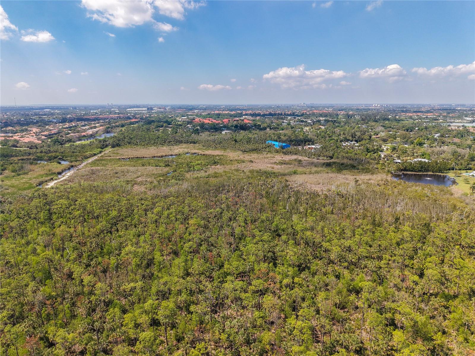 HERITAGE FARMS UNREC - Residential