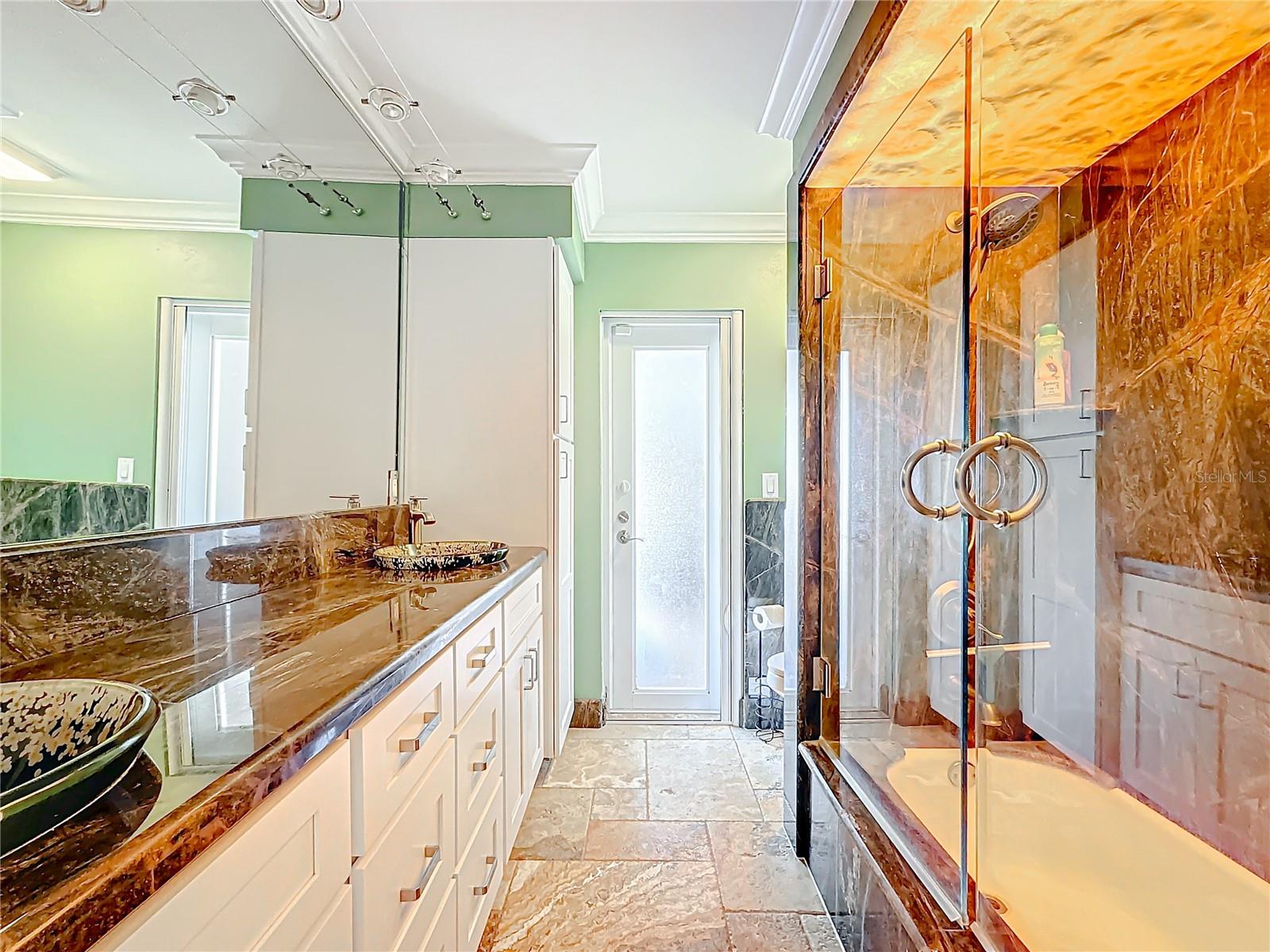 HERITAGE FARMS UNREC - Residential