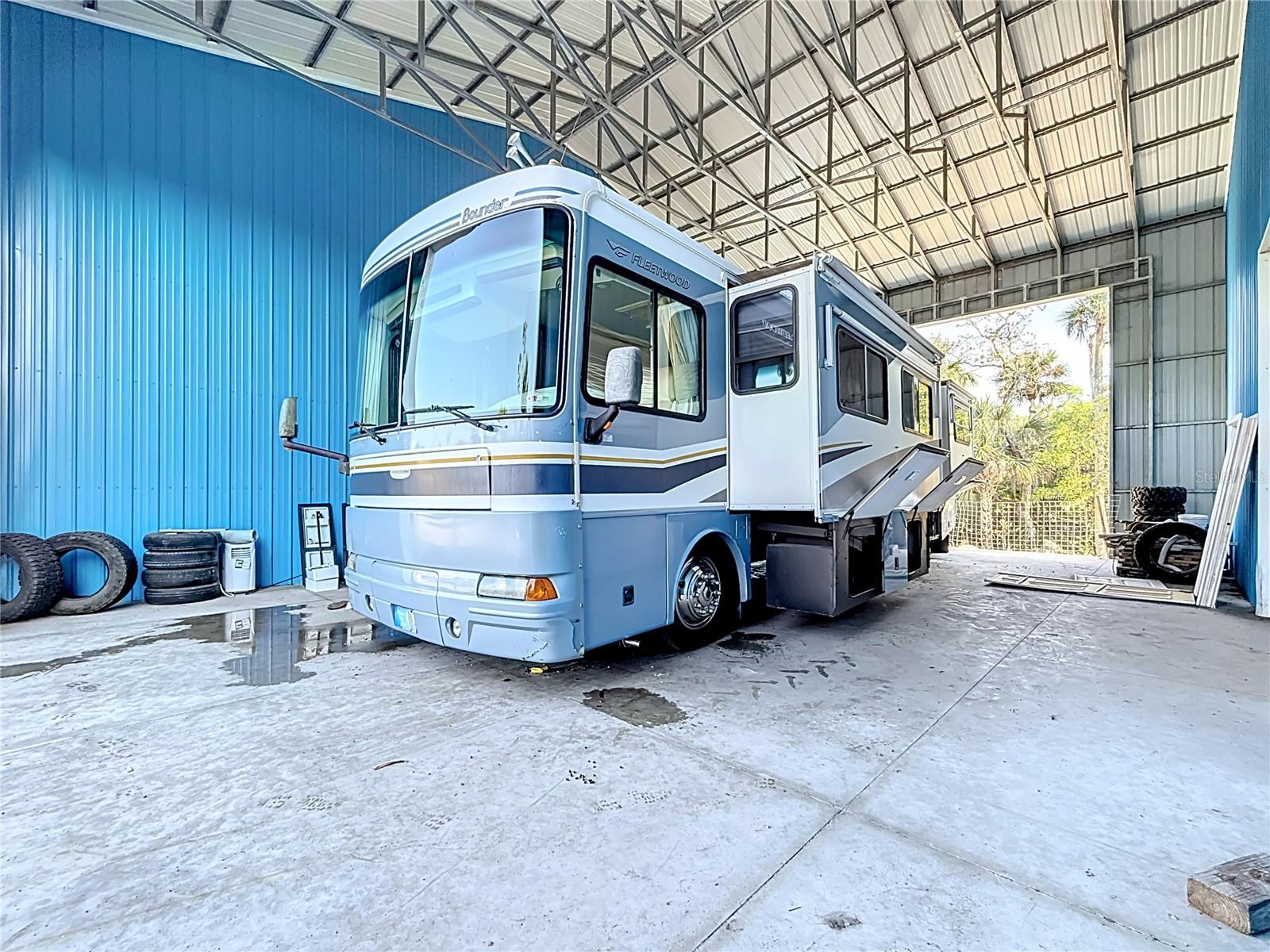 HERITAGE FARMS UNREC - Residential