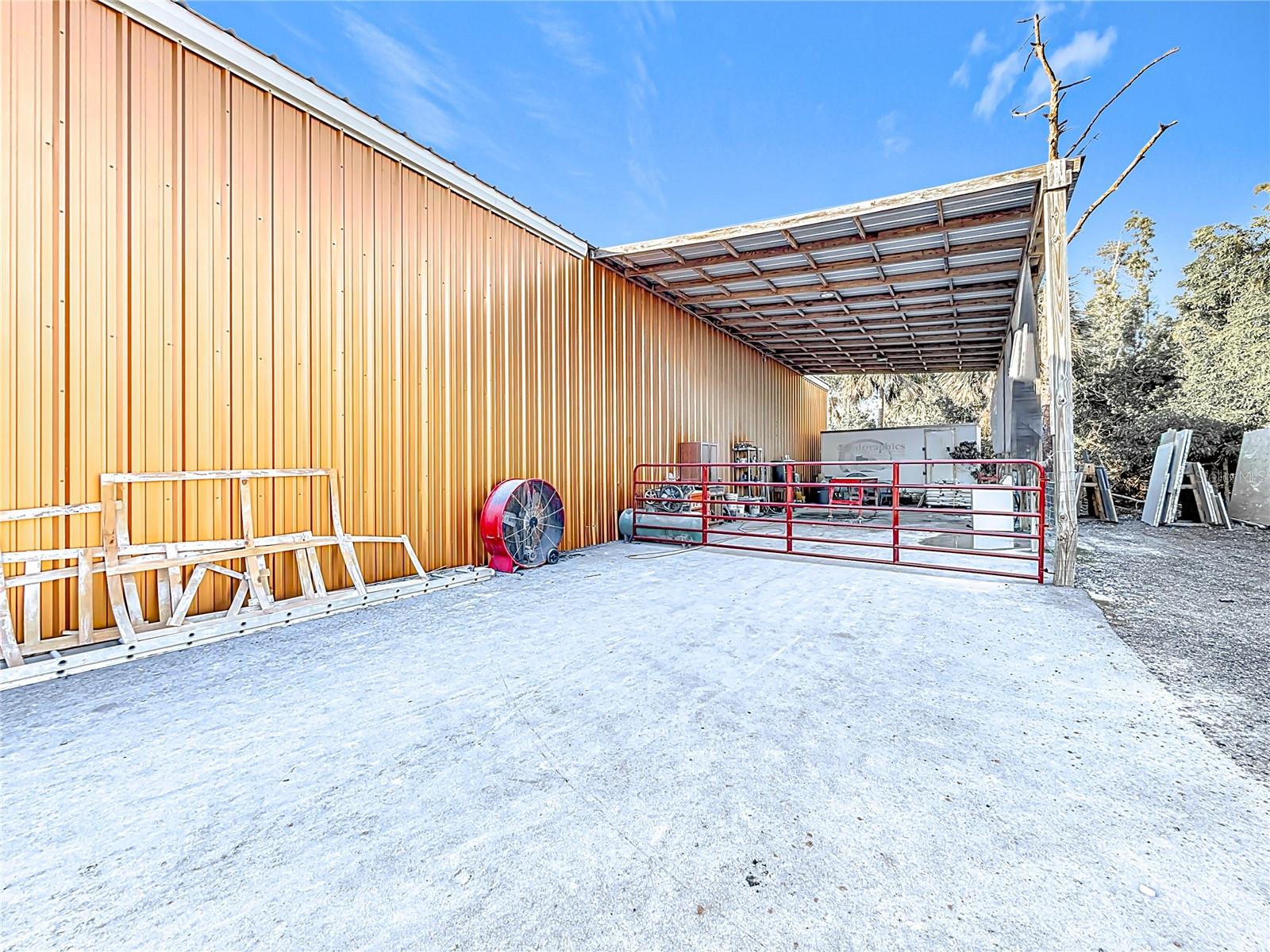 HERITAGE FARMS UNREC - Residential