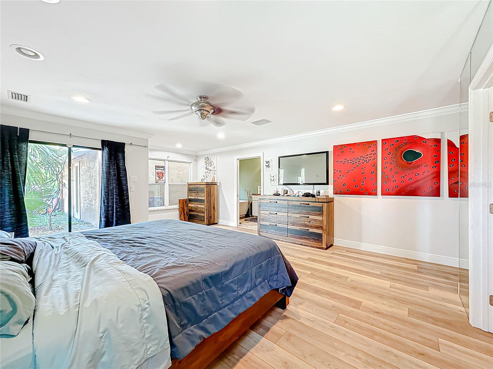 HERITAGE FARMS UNREC - Residential