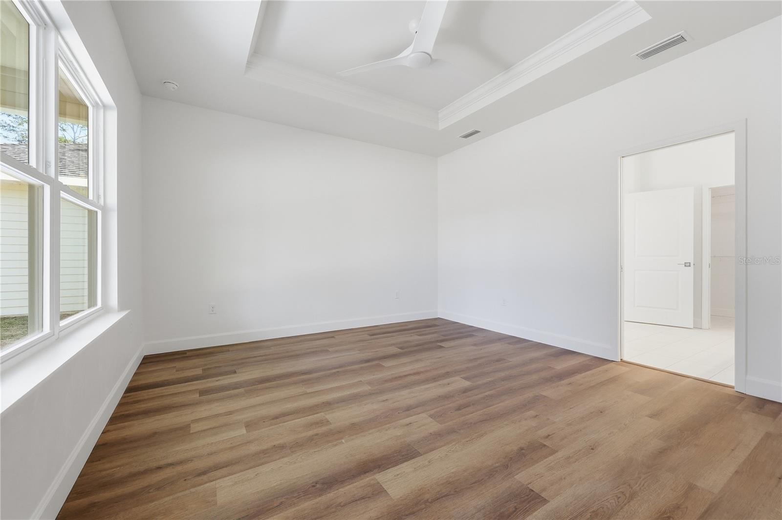 GRAND OAKS AT TOWER - Residential