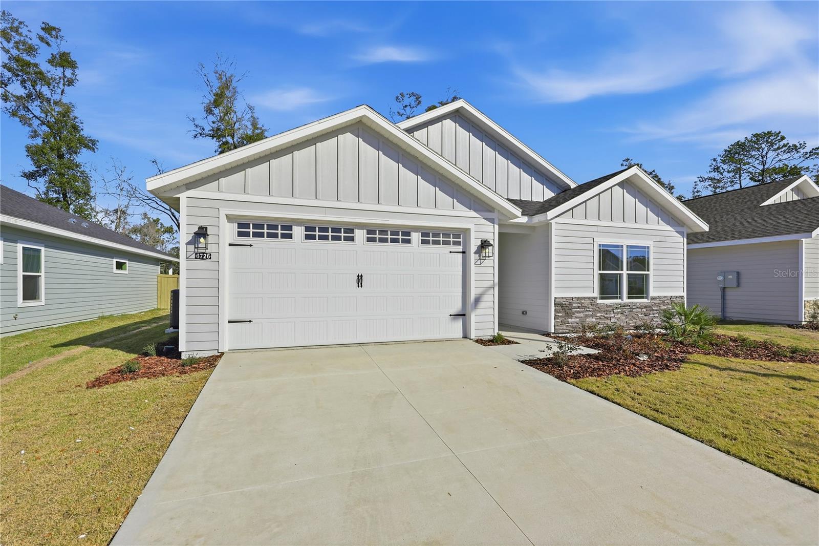 GRAND OAKS AT TOWER - Residential