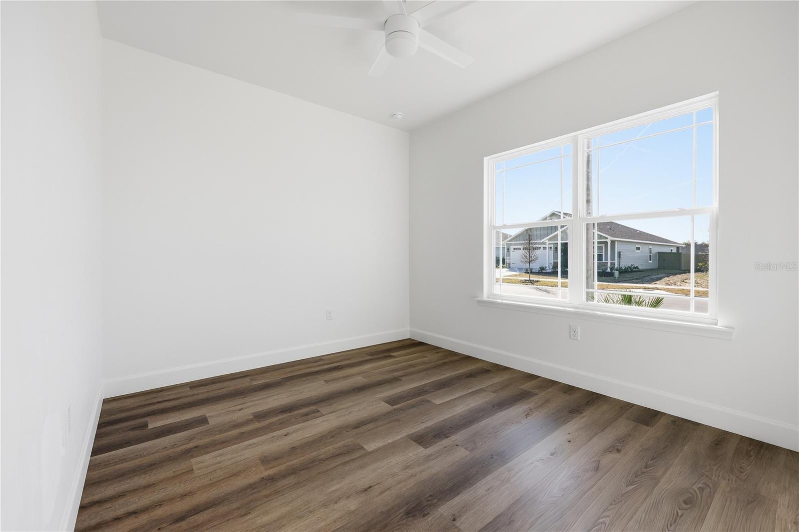 GRAND OAKS AT TOWER - Residential