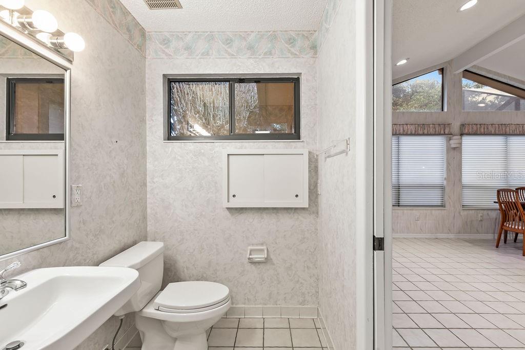 TRAILS UNITS 01-04 & 06-07 - Residential