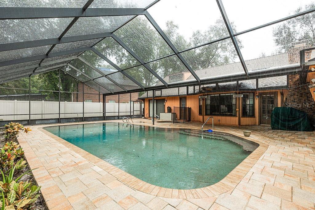 TRAILS UNITS 01-04 & 06-07 - Residential