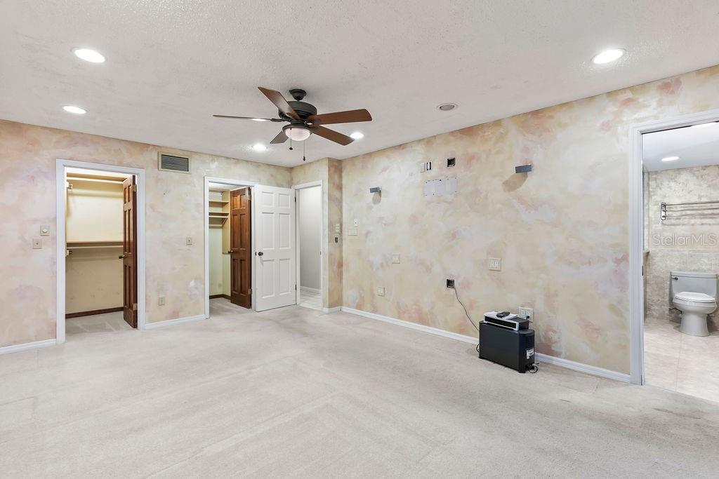 TRAILS UNITS 01-04 & 06-07 - Residential