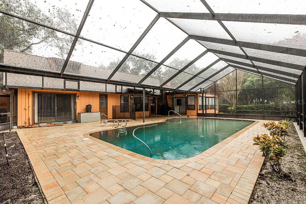 TRAILS UNITS 01-04 & 06-07 - Residential