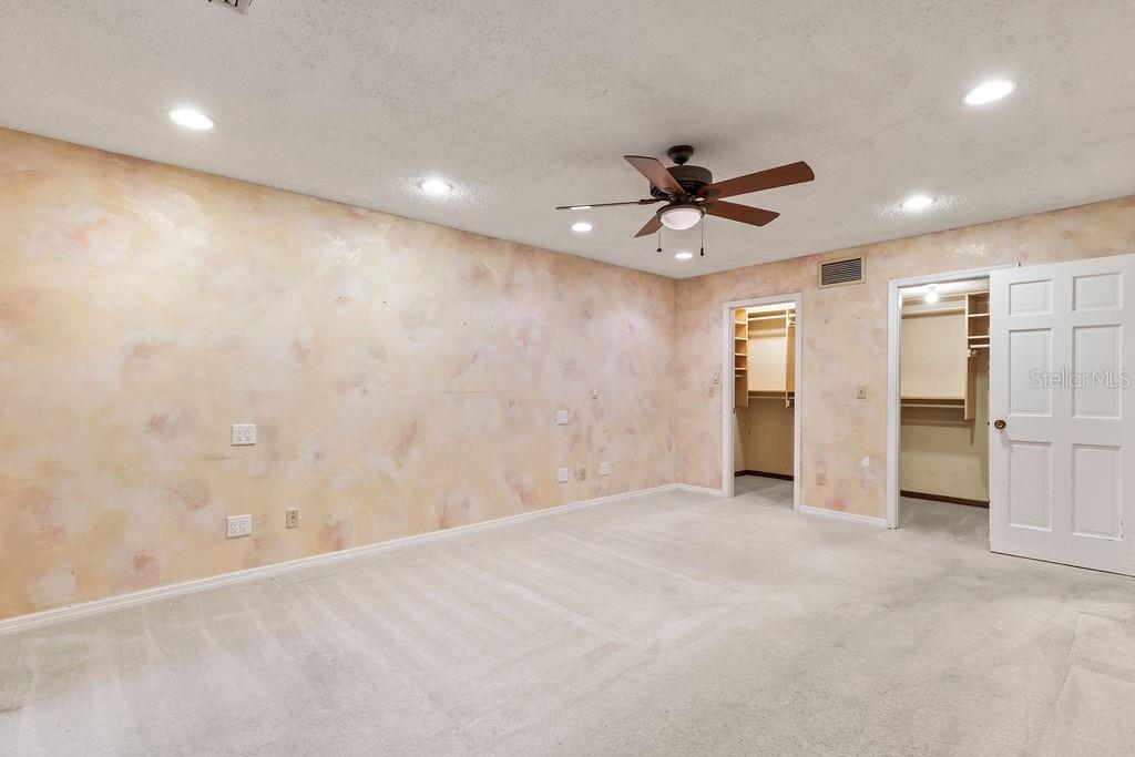 TRAILS UNITS 01-04 & 06-07 - Residential