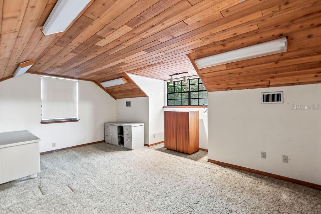 TRAILS UNITS 01-04 & 06-07 - Residential