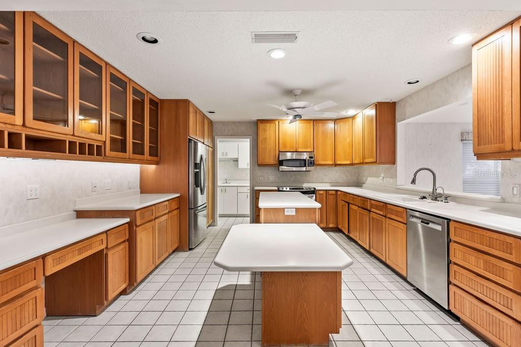 TRAILS UNITS 01-04 & 06-07 - Residential