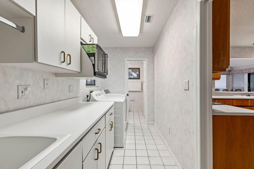 TRAILS UNITS 01-04 & 06-07 - Residential