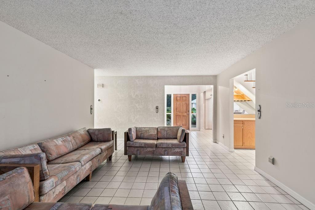 TRAILS UNITS 01-04 & 06-07 - Residential