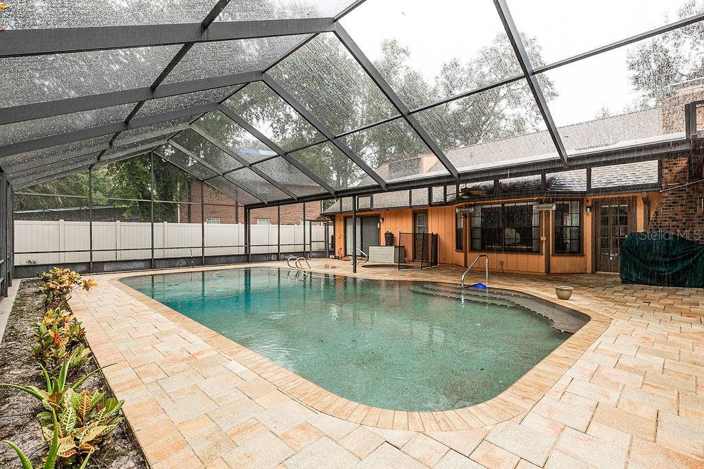 TRAILS UNITS 01-04 & 06-07 - Residential