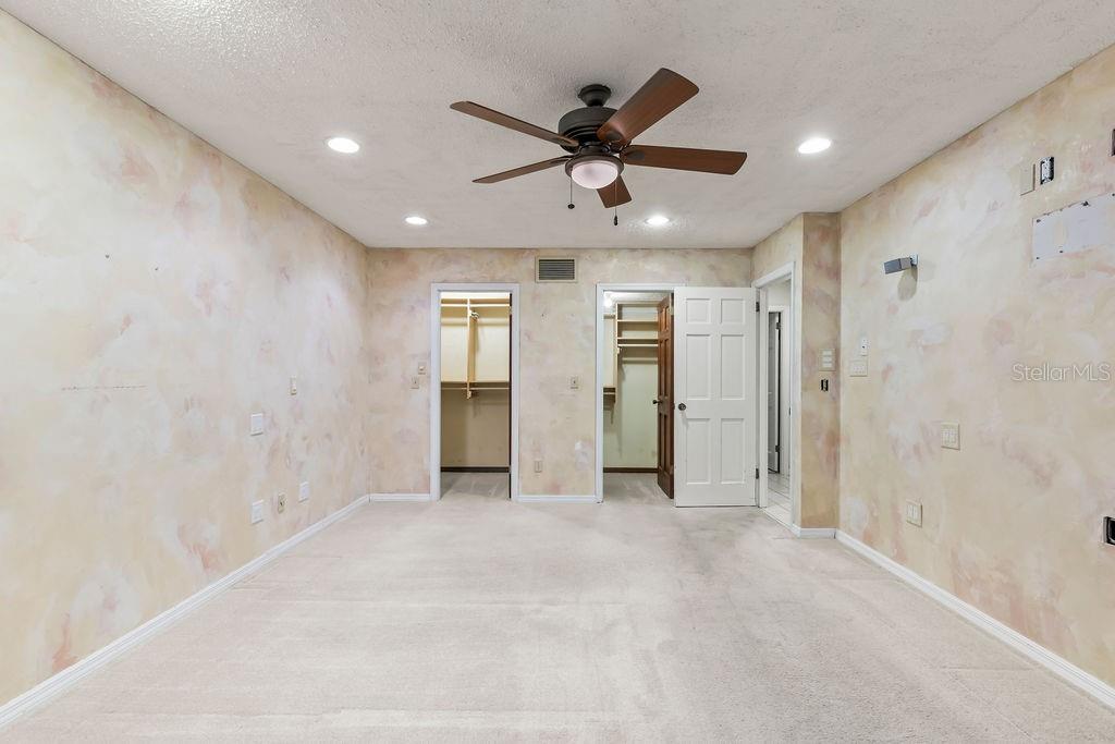 TRAILS UNITS 01-04 & 06-07 - Residential