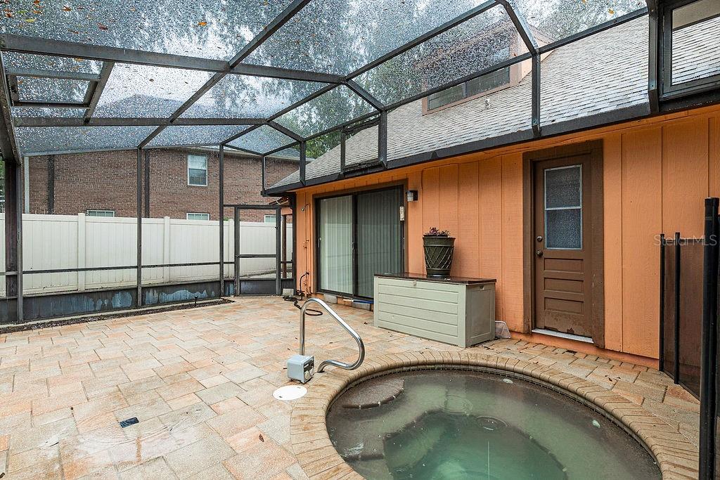 TRAILS UNITS 01-04 & 06-07 - Residential