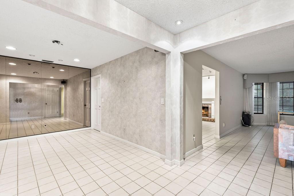 TRAILS UNITS 01-04 & 06-07 - Residential