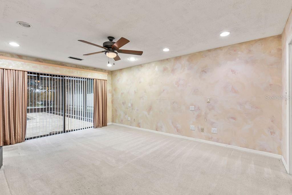 TRAILS UNITS 01-04 & 06-07 - Residential