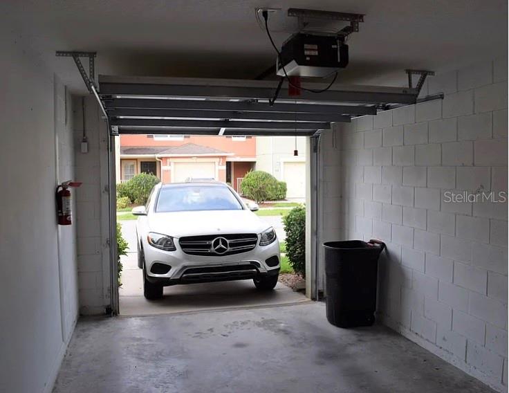 OAKCREST/SOUTHMEADOW PH N - Residential