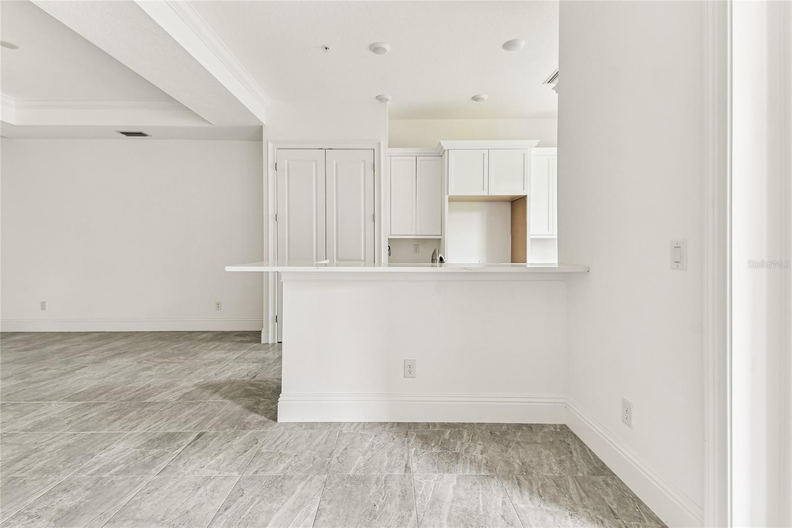 HIDDEN CREEK AT LAKEWOOD RANCH - Residential