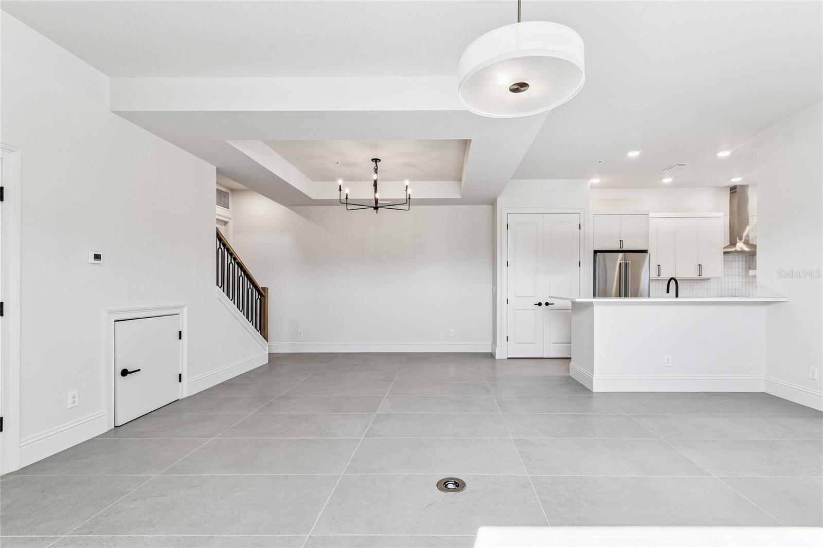 HIDDEN CREEK AT LAKEWOOD RANCH - Residential