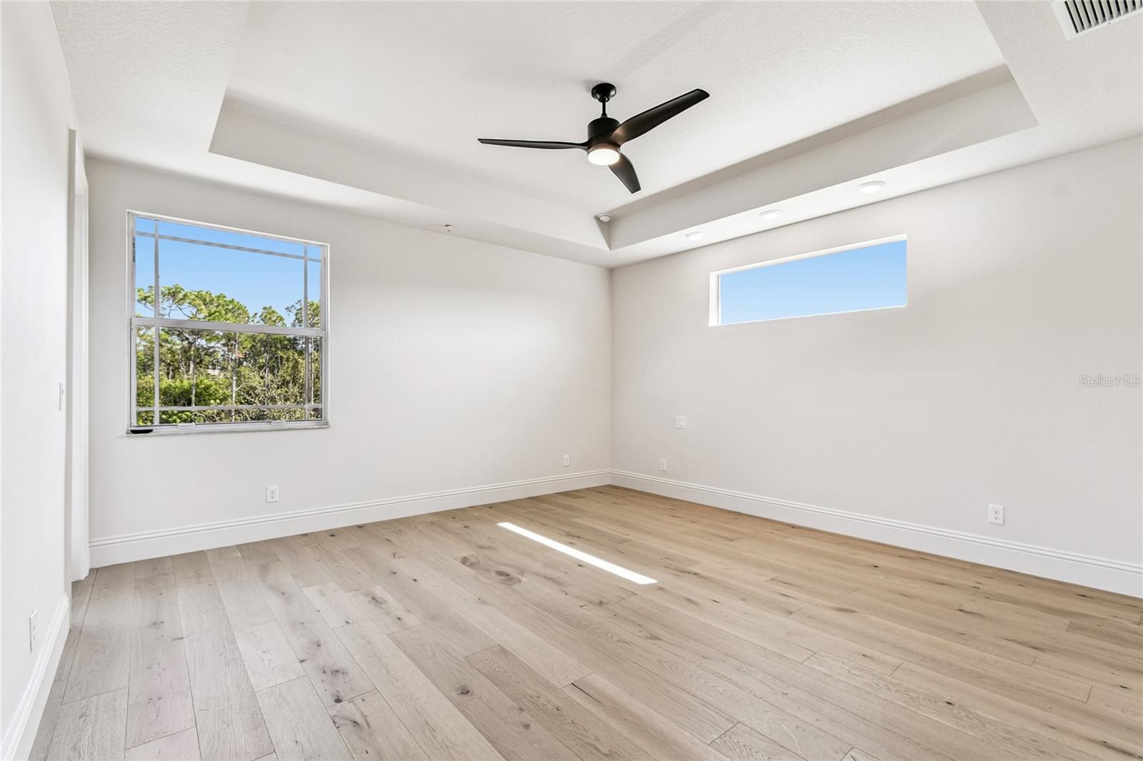 HIDDEN CREEK AT LAKEWOOD RANCH - Residential