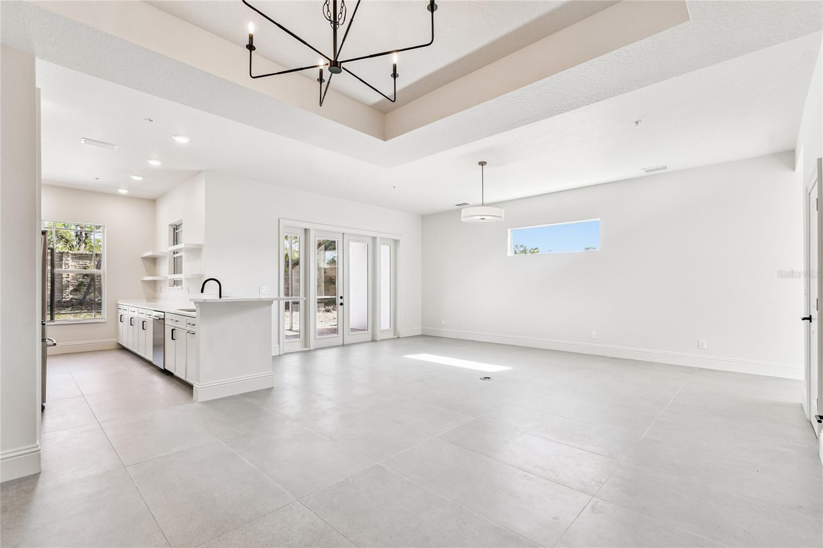 HIDDEN CREEK AT LAKEWOOD RANCH - Residential