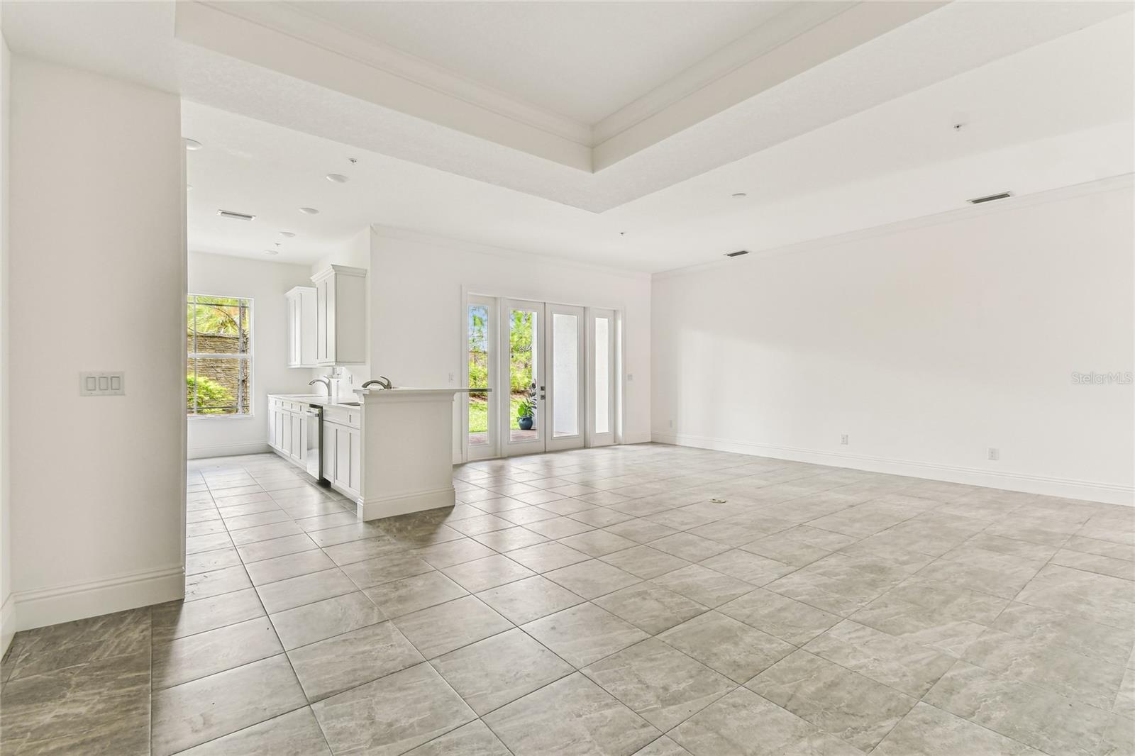HIDDEN CREEK AT LAKEWOOD RANCH - Residential