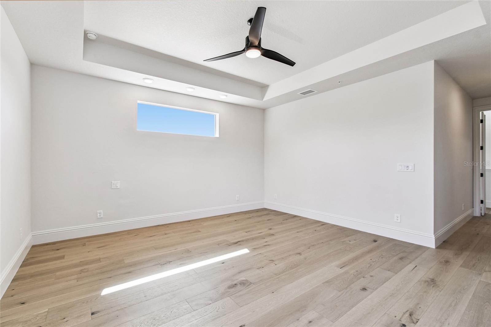 HIDDEN CREEK AT LAKEWOOD RANCH - Residential