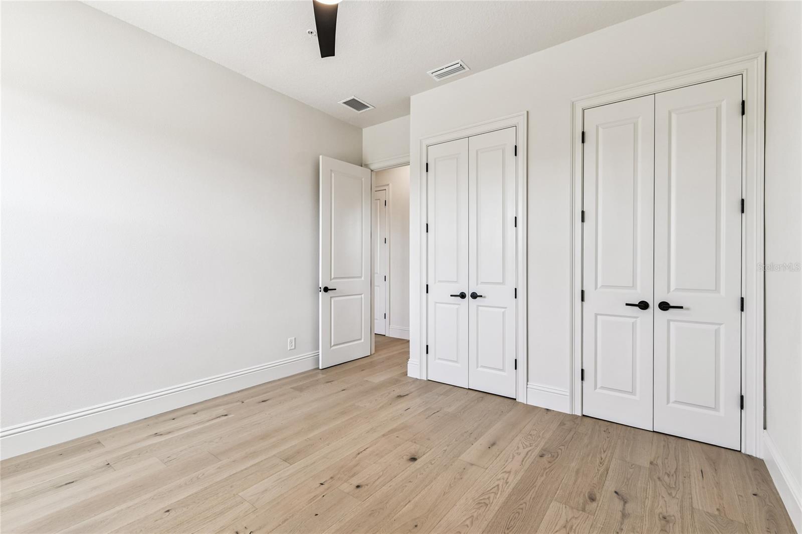 HIDDEN CREEK AT LAKEWOOD RANCH - Residential