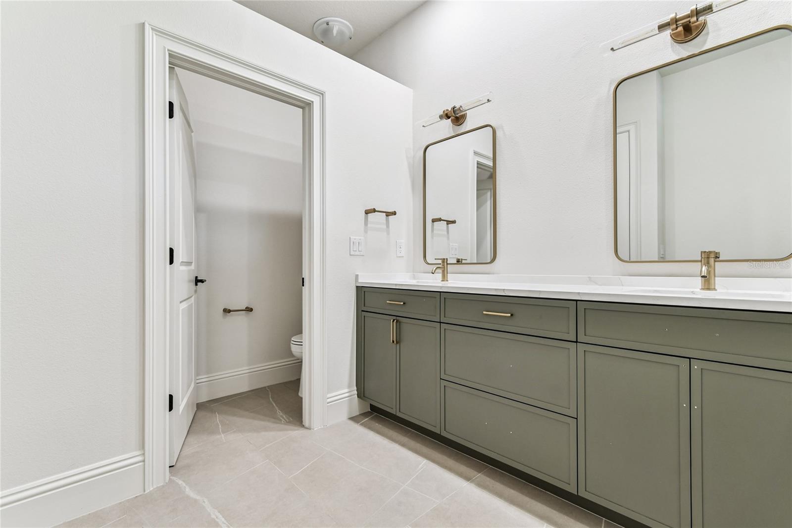 HIDDEN CREEK AT LAKEWOOD RANCH - Residential