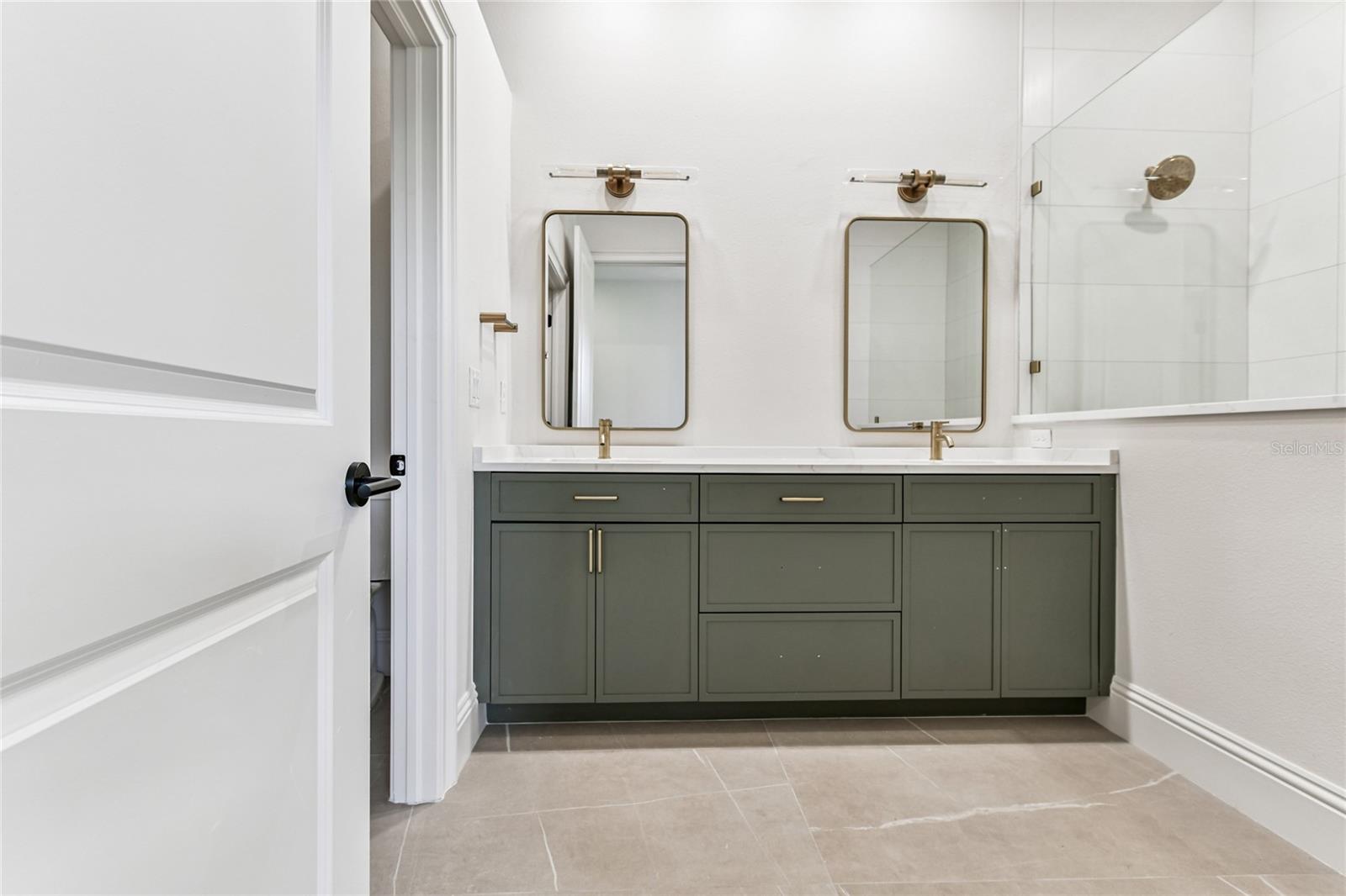 HIDDEN CREEK AT LAKEWOOD RANCH - Residential