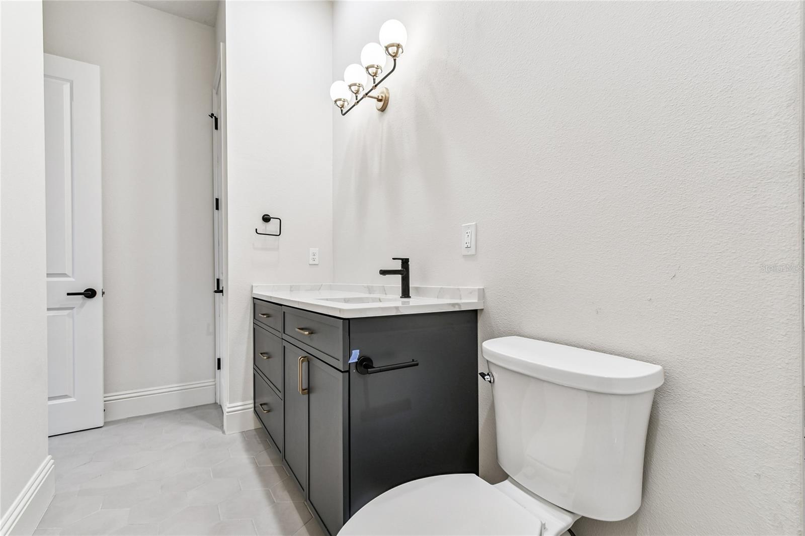 HIDDEN CREEK AT LAKEWOOD RANCH - Residential