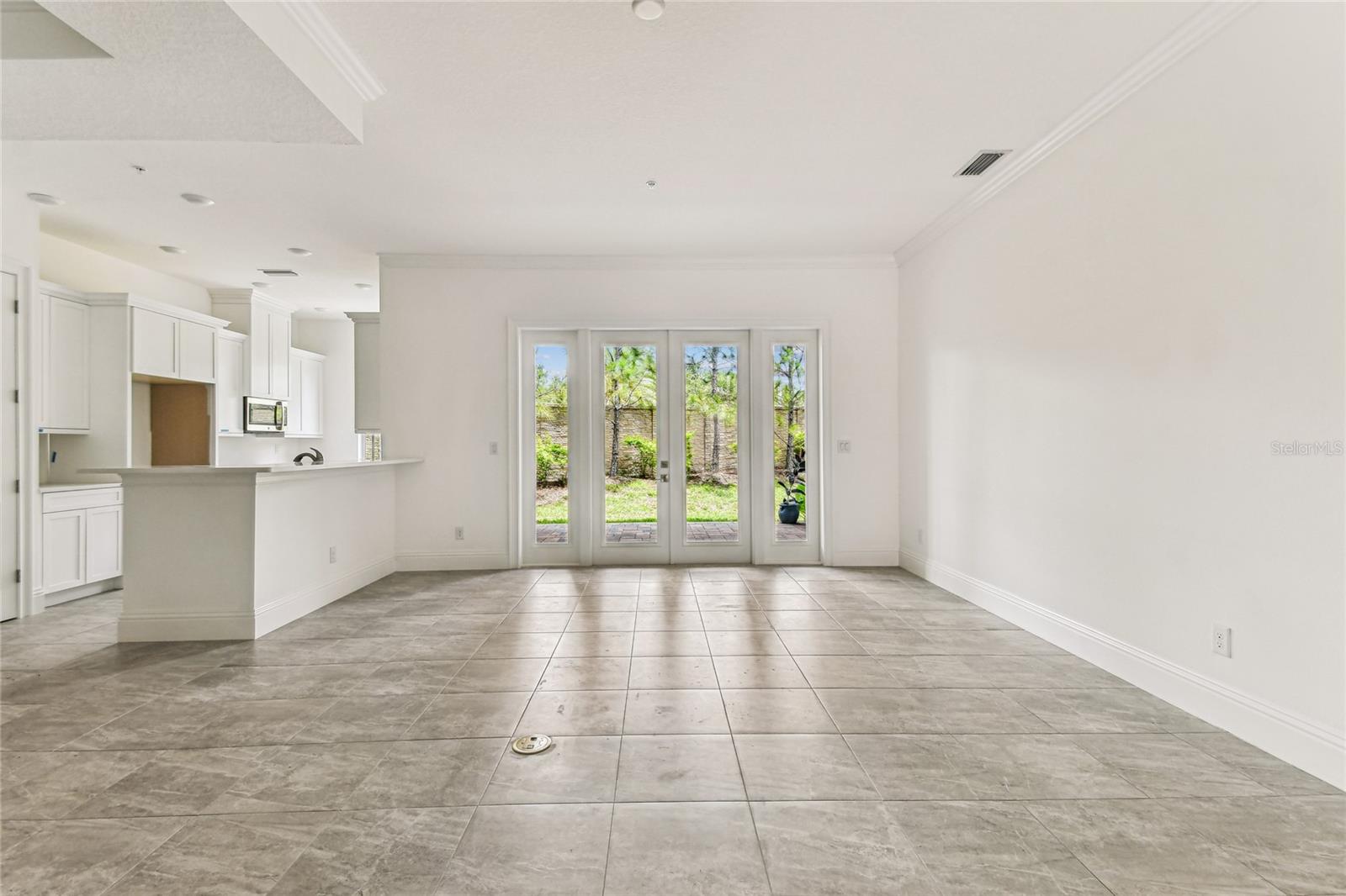 HIDDEN CREEK AT LAKEWOOD RANCH - Residential