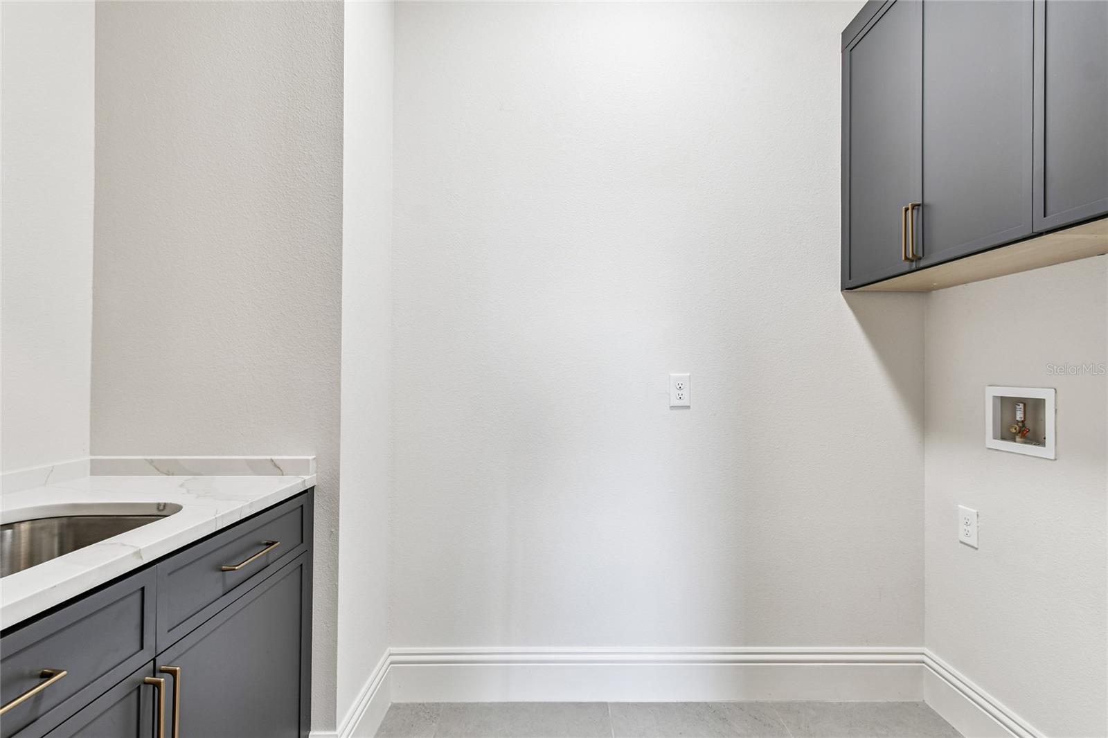 HIDDEN CREEK AT LAKEWOOD RANCH - Residential