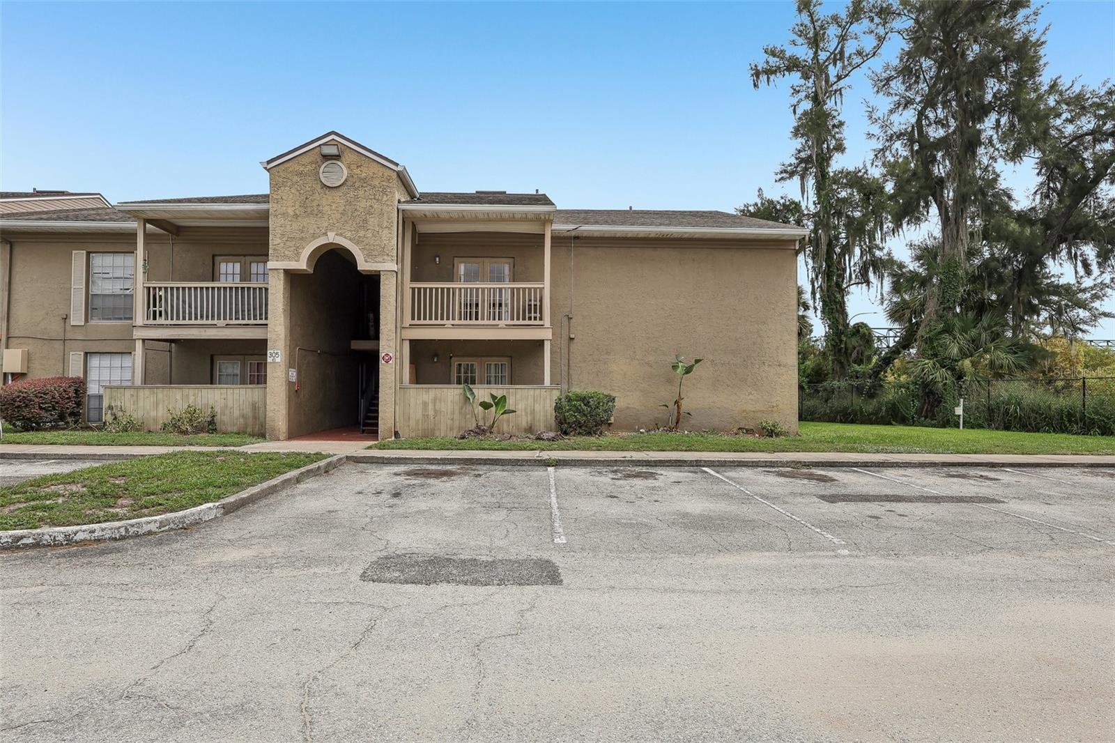 305 WYMORE ROAD 208