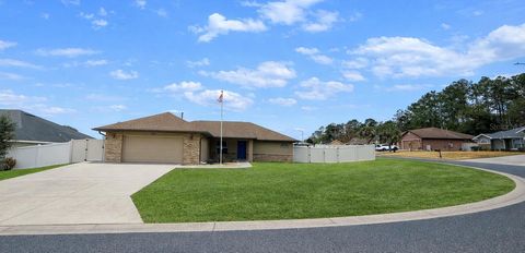 Photo of 1026 SE 65th Circle, Ocala, FL 34472 (MLS # OM718603)